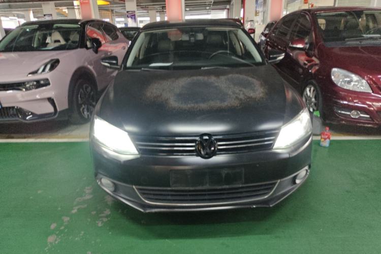 Used Volkswagen Sagitar 2012 1.4TSI Automatic Luxury Edition Front