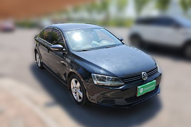 Used Volkswagen Sagitar 2012 1.6L Automatic Fashion Edition Front Right 45 Deg