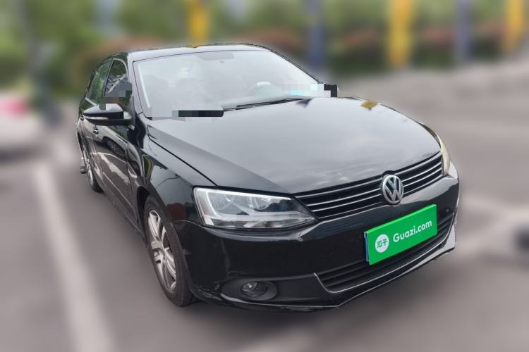 Used Volkswagen Sagitar 2012 1.6L Automatic Comfort Edition Front Right 45 Deg