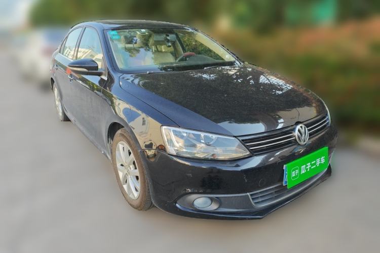 Used Volkswagen Sagitar 2012 1.6L Automatic Comfort Edition Front Right 45 Deg