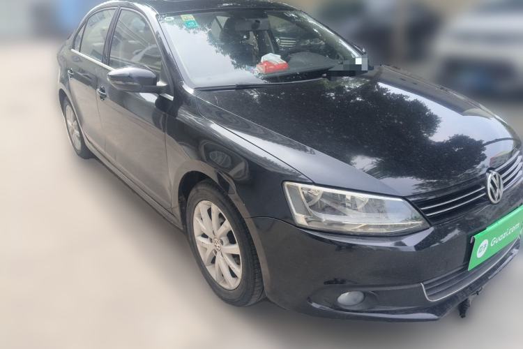 Used Volkswagen Sagitar 2012 1.6L Manual Comfort Model Front Right 45 Deg
