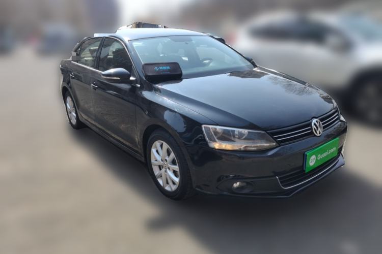 Used Volkswagen Sagitar 2012 1.4TSI Automatic Luxury Edition Front Right 45 Deg