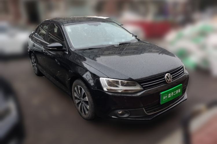 Used Volkswagen Sagitar 2012 1.4TSI Automatic Luxury Edition Front Right 45 Deg