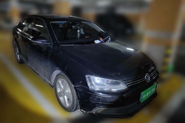 Used Volkswagen Sagitar 2012 1.6L Automatic Fashion Edition Front Right 45 Deg