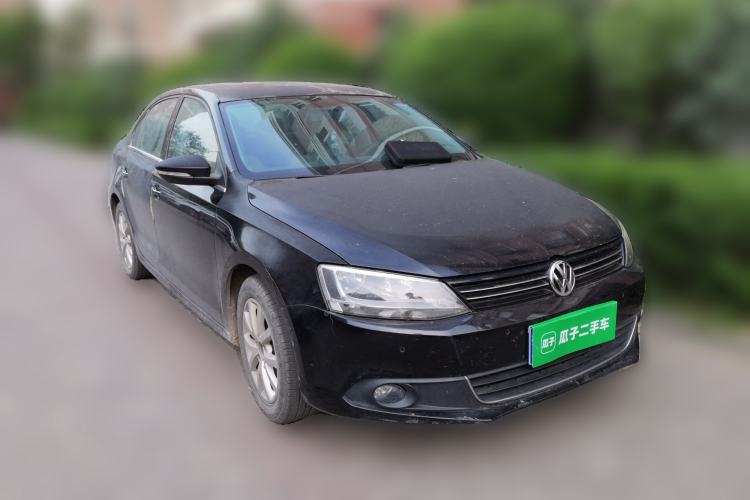 Used Volkswagen Sagitar 2012 1.4TSI Automatic Luxury Edition Front Right 45 Deg