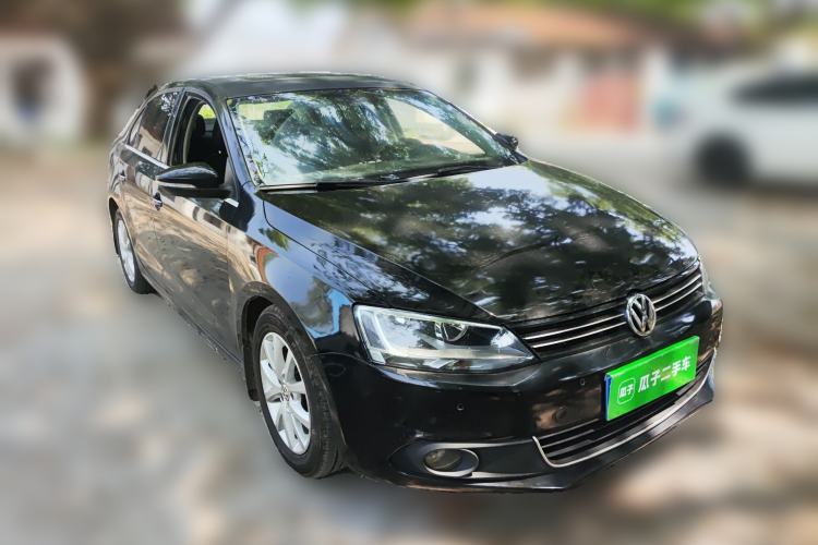 Used Volkswagen Sagitar 2012 1.4TSI Automatic Luxury Edition Front Right 45 Deg