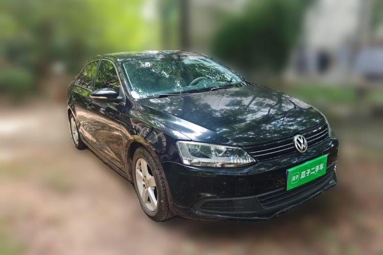 Used Volkswagen Sagitar 2012 1.6L Automatic Fashion Edition Front Right 45 Deg