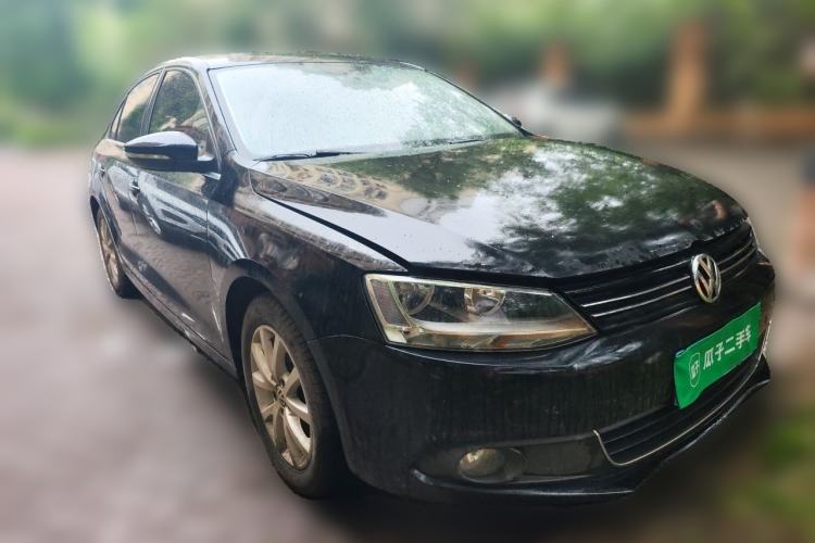 Used Volkswagen Sagitar 2012 1.6L Automatic Comfort Edition Front Right 45 Deg
