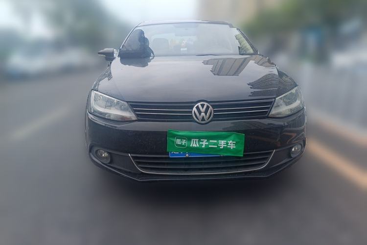 Used Volkswagen Sagitar 2012 1.6L Manual Comfort Model Front
