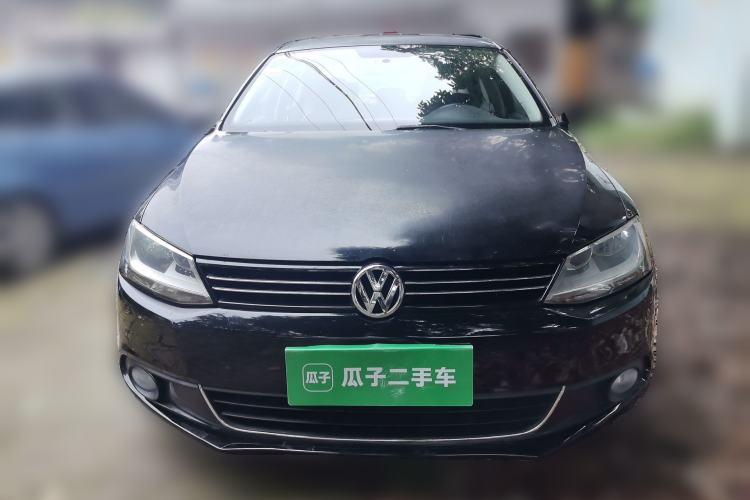Used Volkswagen Sagitar 2012 1.6L Manual Comfort Model Front
