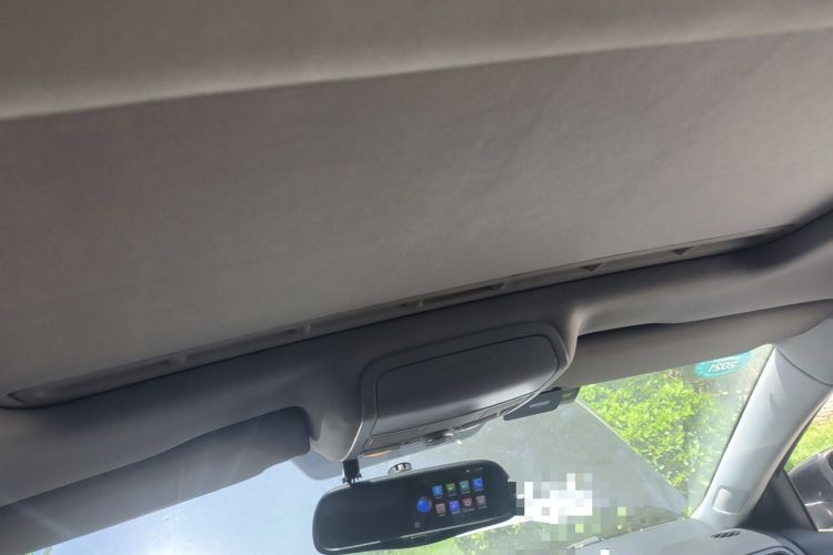 Used Volkswagen Sagitar 2012 1.6L Automatic Comfort Edition Headliner