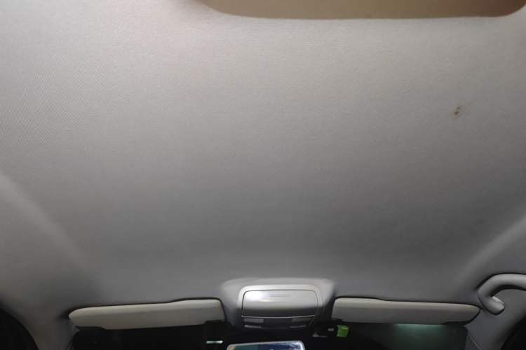 Used Volkswagen Sagitar 2012 1.4TSI Automatic Fashion Edition Headliner