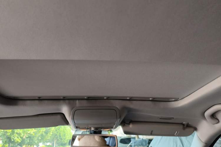 Used Volkswagen Sagitar 2012 1.8TSI Automatic Flagship Edition Headliner