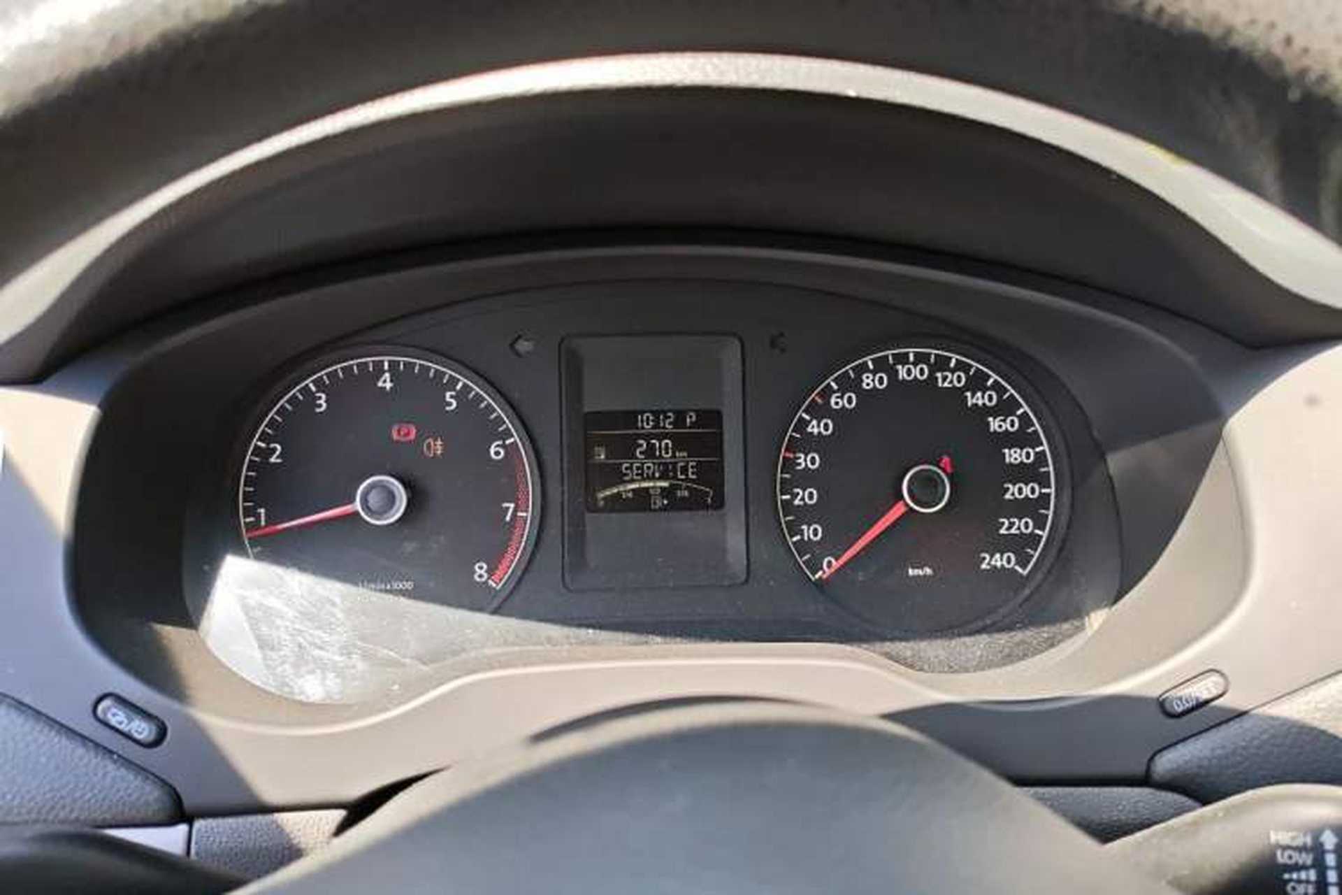 Used Volkswagen Sagitar 2012 1.6L Automatic Fashion Edition Instrument Cluster