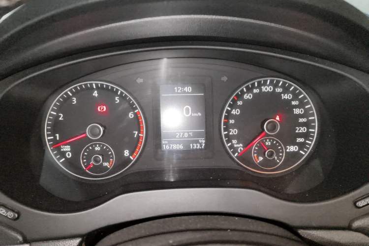 Used Volkswagen Sagitar 2012 1.4TSI Manual Luxury Model Instrument Cluster