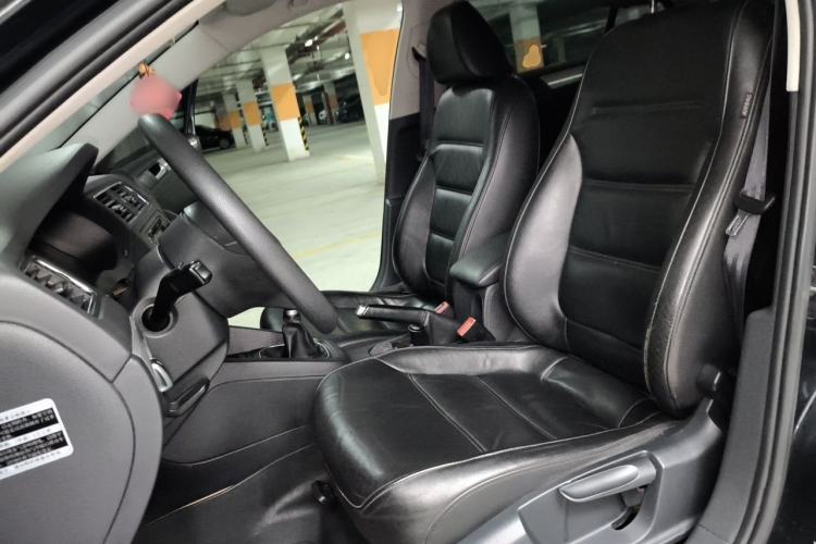 Used Volkswagen Sagitar 2012 1.6L Manual Comfort Model Left Front Seat