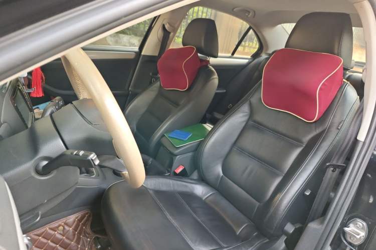 Used Volkswagen Sagitar 2012 1.6L Manual Comfort Model Left Front Seat