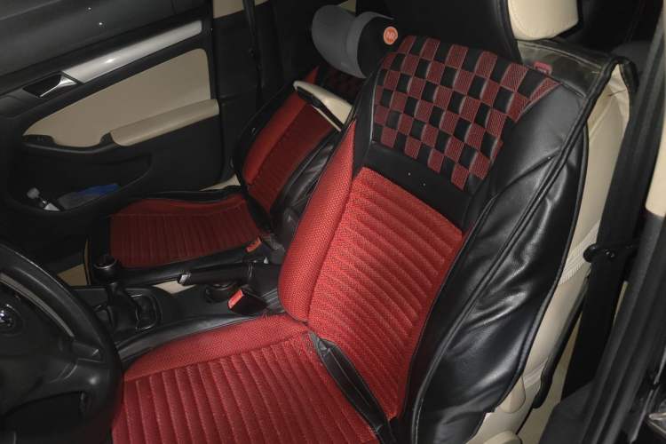 Used Volkswagen Sagitar 2012 1.6L Manual Comfort Model Left Front Seat