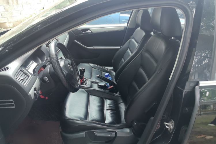 Used Volkswagen Sagitar 2012 1.6L Manual Comfort Model Left Front Seat
