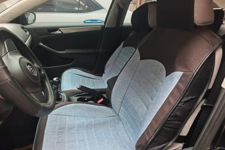 Used Volkswagen Sagitar 2012 1.6L Manual Comfort Model Left Front Seat