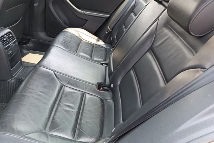Used Volkswagen Sagitar 2012 1.4TSI Automatic Luxury Edition Left Rear Seat
