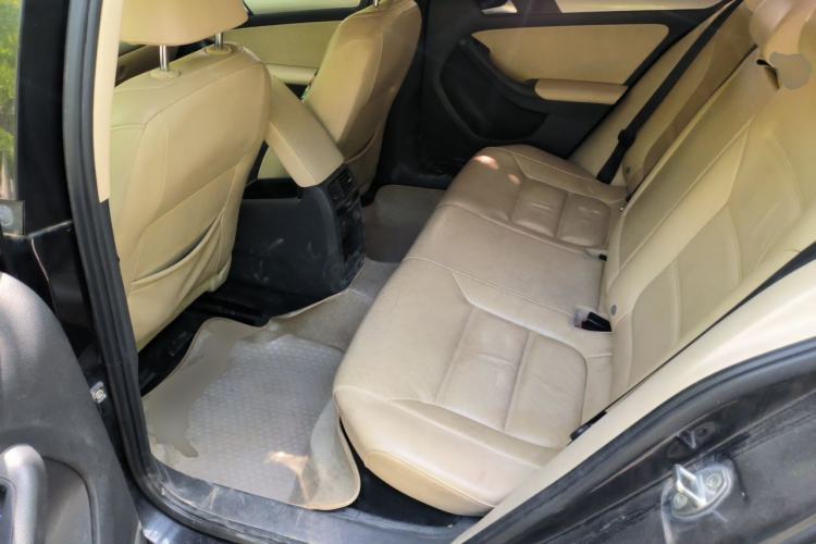 Used Volkswagen Sagitar 2012 1.4TSI Manual Luxury Model Left Rear Seat