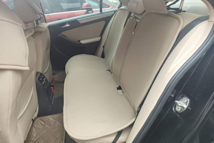 Used Volkswagen Sagitar 2012 1.6L Automatic Comfort Edition Left Rear Seat