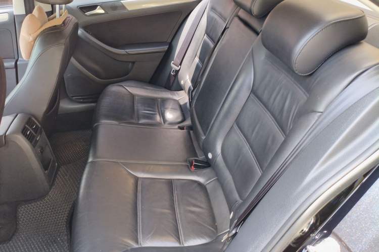 Used Volkswagen Sagitar 2012 1.6L Automatic Comfort Edition Left Rear Seat