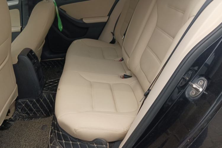 Used Volkswagen Sagitar 2012 1.6L Manual Comfort Model Left Rear Seat