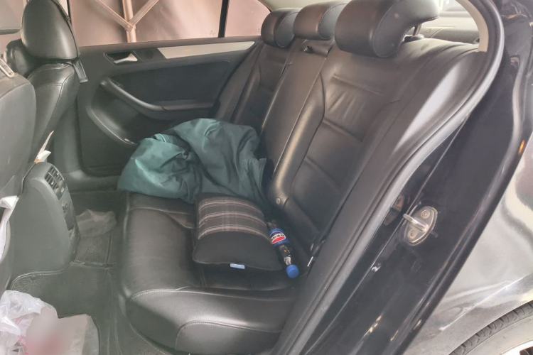 Used Volkswagen Sagitar 2012 1.4TSI Manual Luxury Model Left Rear Seat