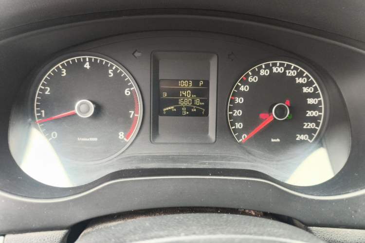 Used Volkswagen Sagitar 2012 1.6L Automatic Comfort Edition Odometer Close Up