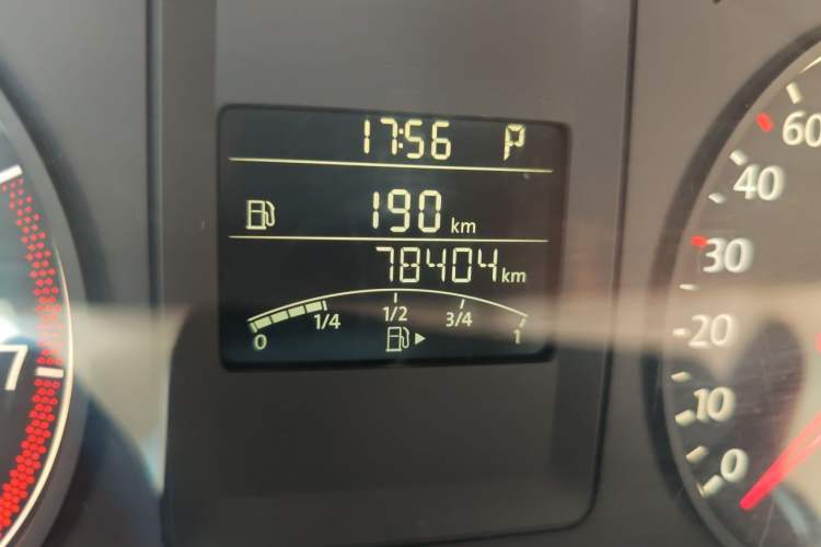 Used Volkswagen Sagitar 2012 1.6L Automatic Comfort Edition Odometer Close Up