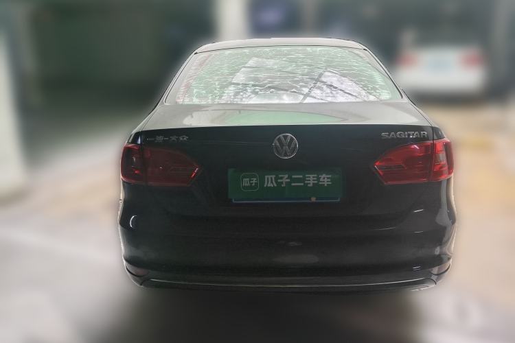 Used Volkswagen Sagitar 2012 1.6L Manual Comfort Model Rear