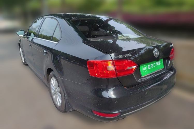 Used Volkswagen Sagitar 2012 1.4TSI Manual Luxury Model Rear Left 45 Deg