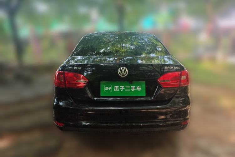Used Volkswagen Sagitar 2012 1.6L Automatic Fashion Edition Rear