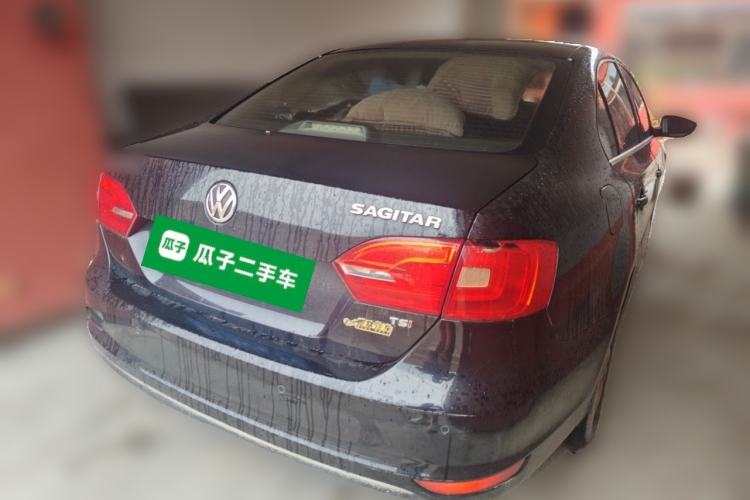 Used Volkswagen Sagitar 2012 1.4TSI Manual Luxury Model Rear Right 45 Deg