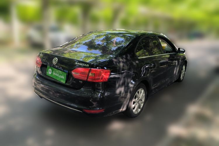Used Volkswagen Sagitar 2012 1.4TSI Manual Luxury Model Rear Right 45 Deg