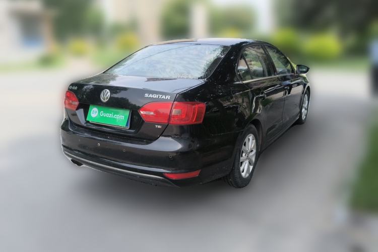 Used Volkswagen Sagitar 2012 1.4TSI Manual Luxury Model Rear Right 45 Deg