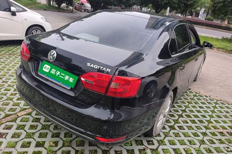 Used Volkswagen Sagitar 2012 1.6L Manual Comfort Model Rear Right 45 Deg
