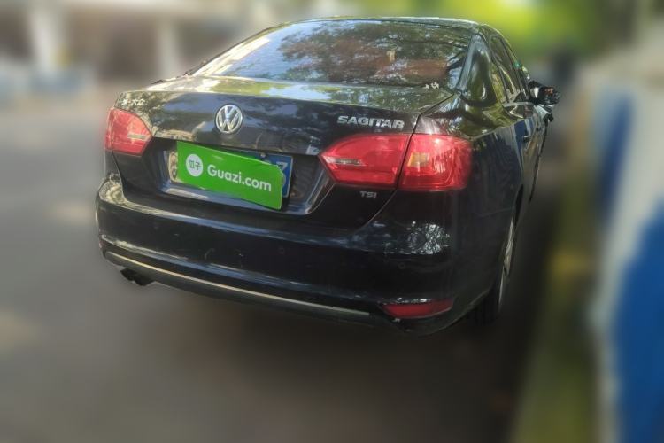 Used Volkswagen Sagitar 2012 1.4TSI Manual Luxury Model Rear Right 45 Deg