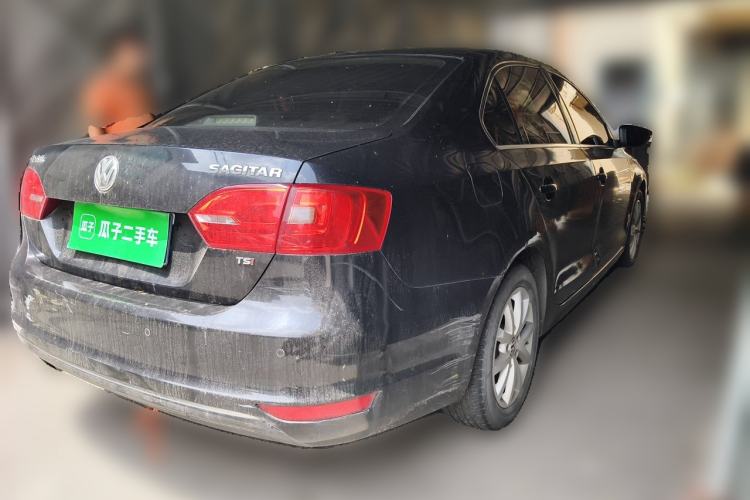 Used Volkswagen Sagitar 2012 1.4TSI Manual Luxury Model Rear Right 45 Deg