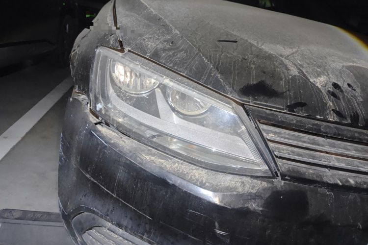 Used Volkswagen Sagitar 2012 1.4TSI Automatic Fashion Edition Right Front Headlight