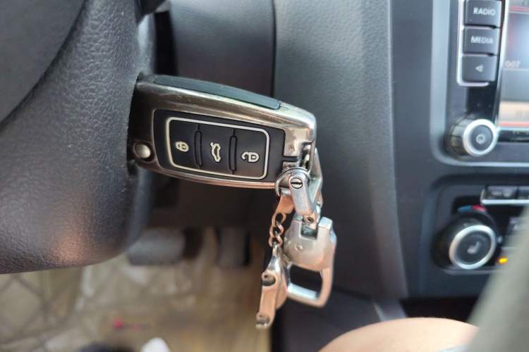 Used Volkswagen Sagitar 2012 1.4TSI Automatic Flagship Edition Vehicle Key