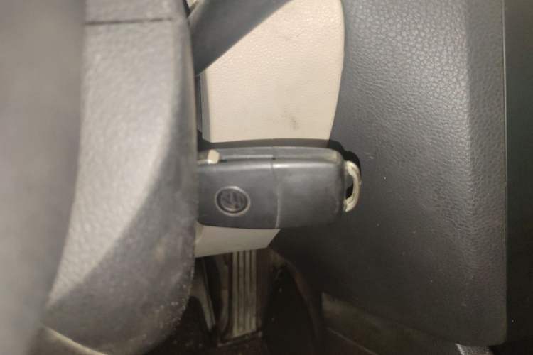 Used Volkswagen Sagitar 2012 1.4TSI Automatic Luxury Edition Vehicle Key