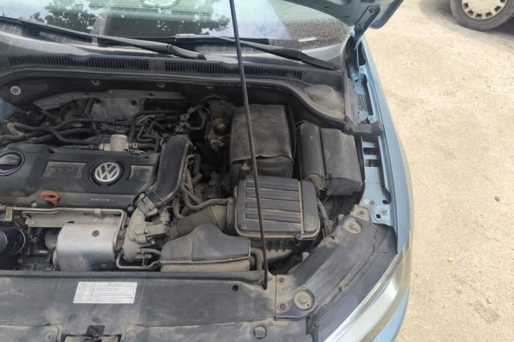 Used Volkswagen Sagitar 2012 1.4TSI Automatic Fashion Edition Engine Bay Left