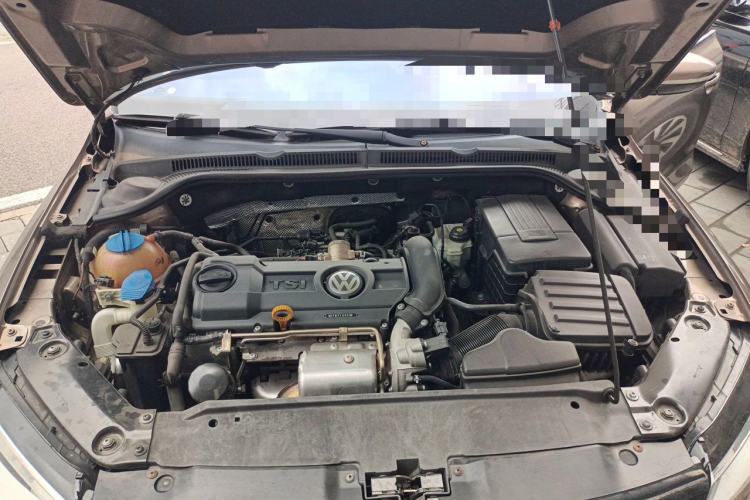 Used Volkswagen Sagitar 2012 1.4TSI Automatic Fashion Edition Engine Bay