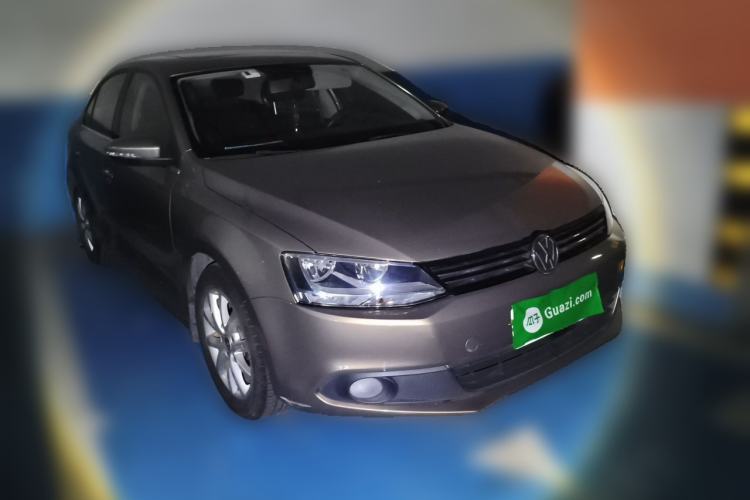 Used Volkswagen Sagitar 2012 1.6L Automatic Comfort Edition Front Right 45 Deg