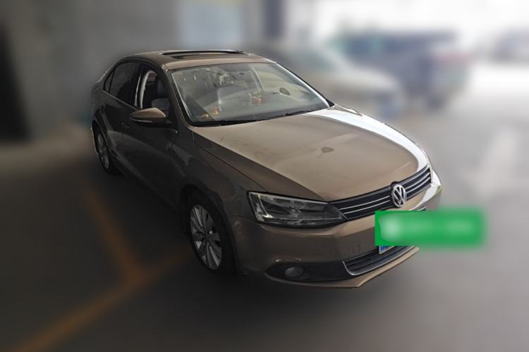 Used Volkswagen Sagitar 2012 1.6L Automatic Comfort Edition Front Right 45 Deg