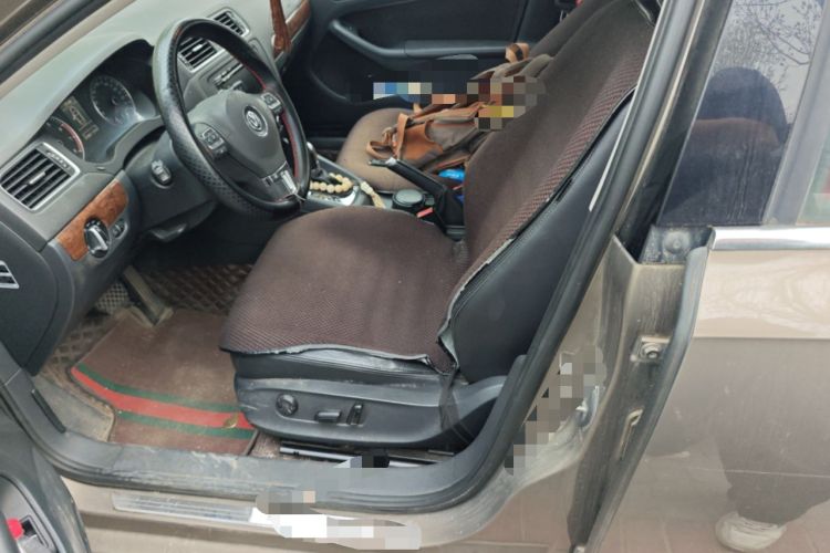 Used Volkswagen Sagitar 2012 1.4TSI Automatic Flagship Edition Left Front Seat