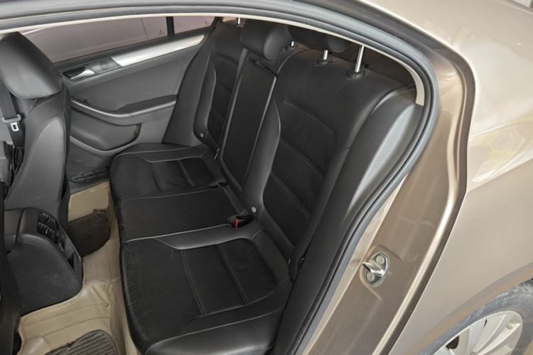 Used Volkswagen Sagitar 2012 1.6L Automatic Comfort Edition Left Rear Seat